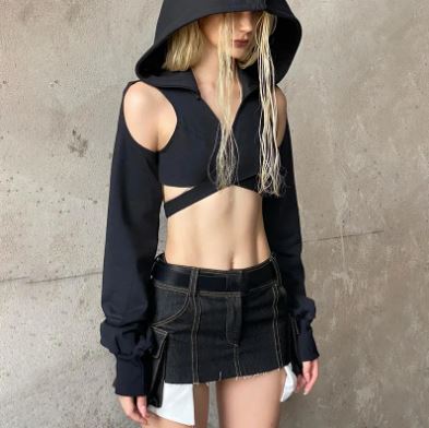 Black Hooded Long Sleeve Crop Top