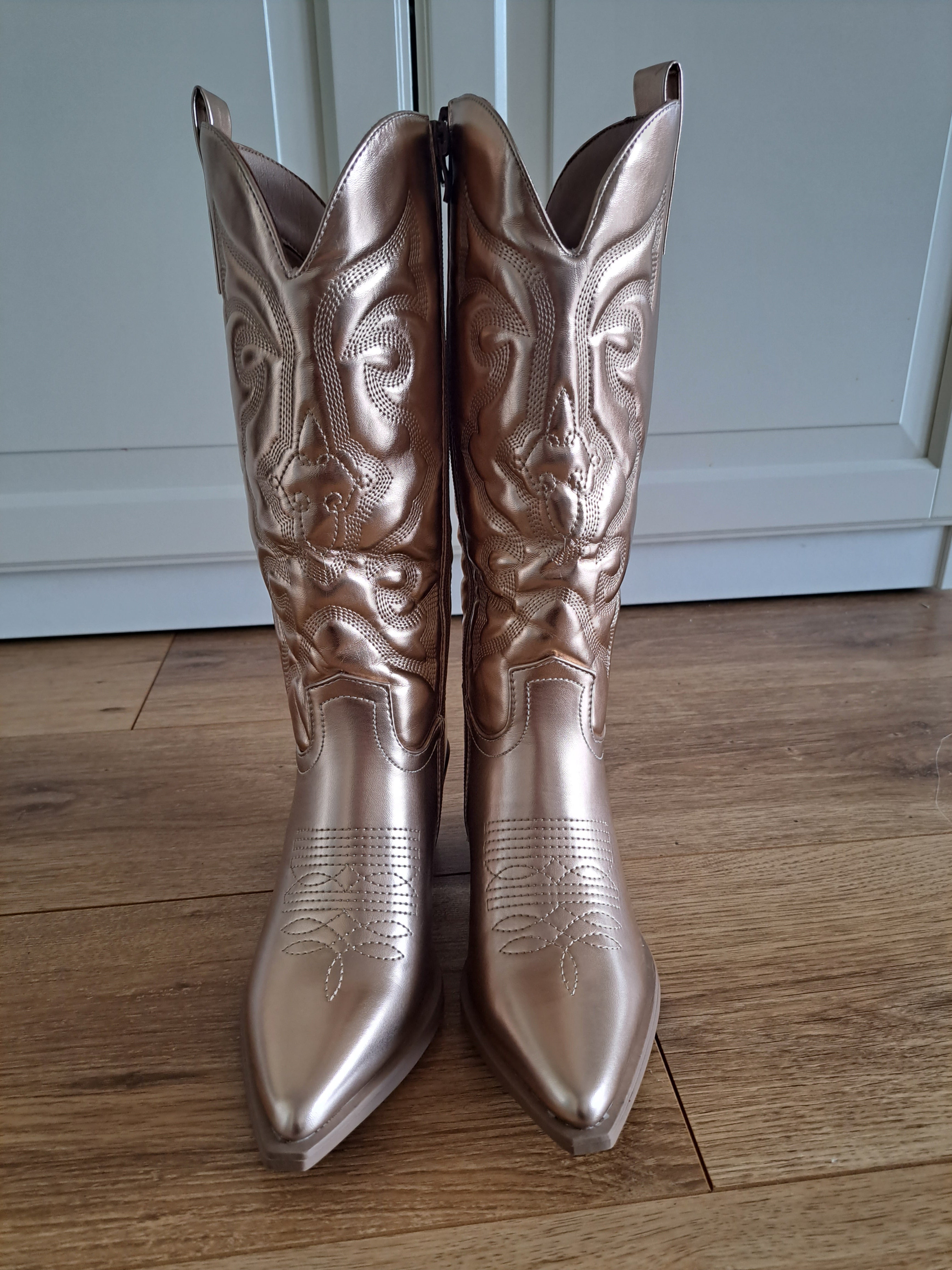 Metallic clearance western boots